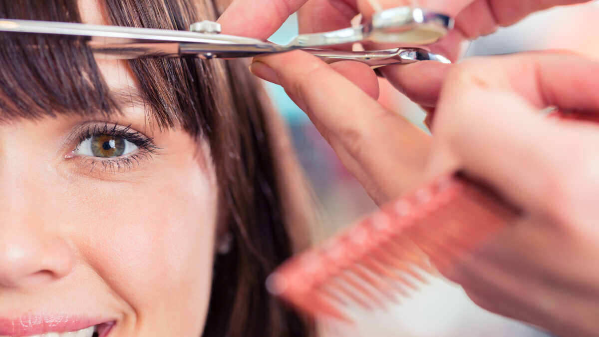 Curtain Bangs: Wie du den perfekten Look erreichst