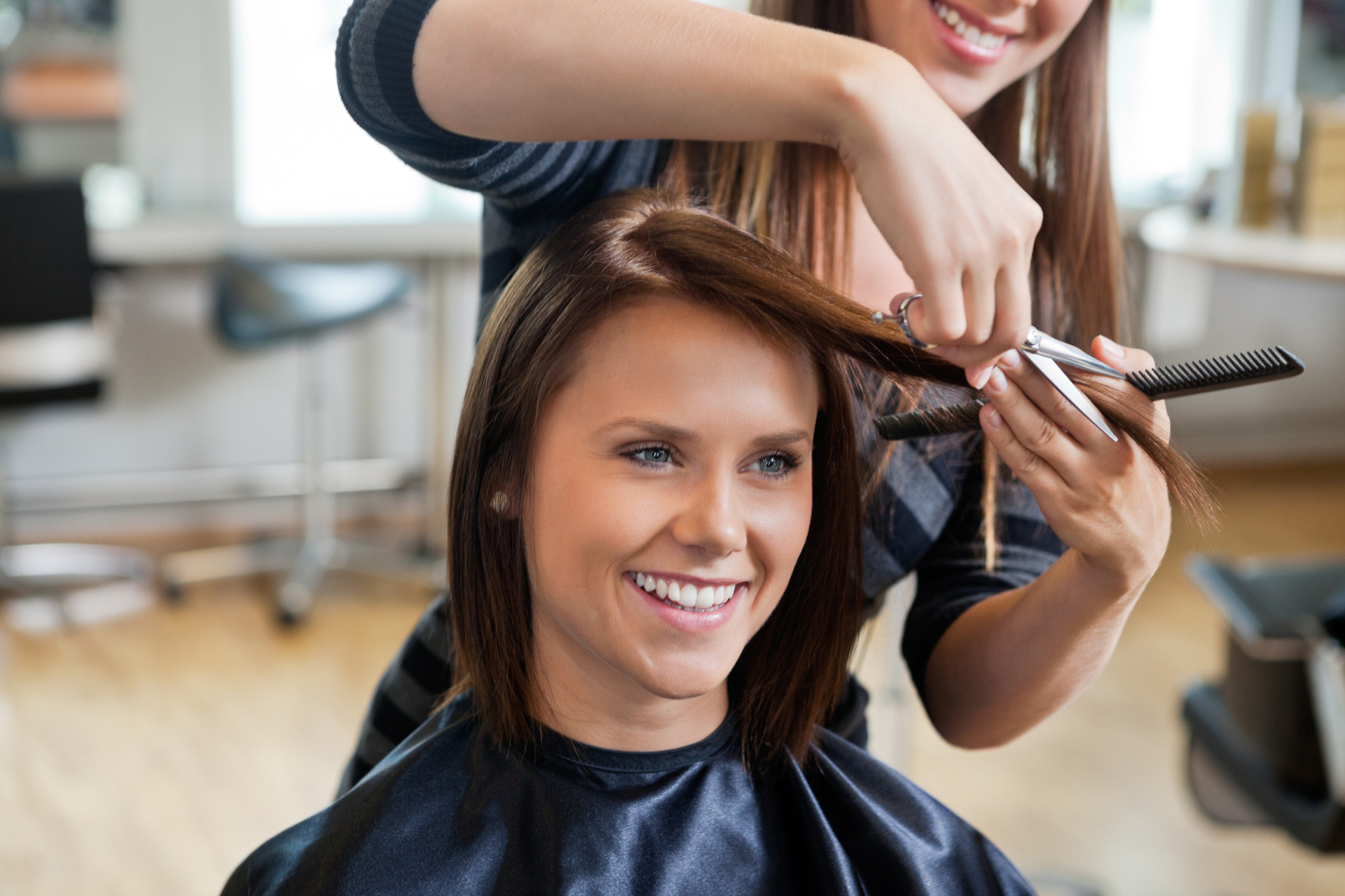 Haare schneiden nach dem Mond: Der beste Zeitpunkt
