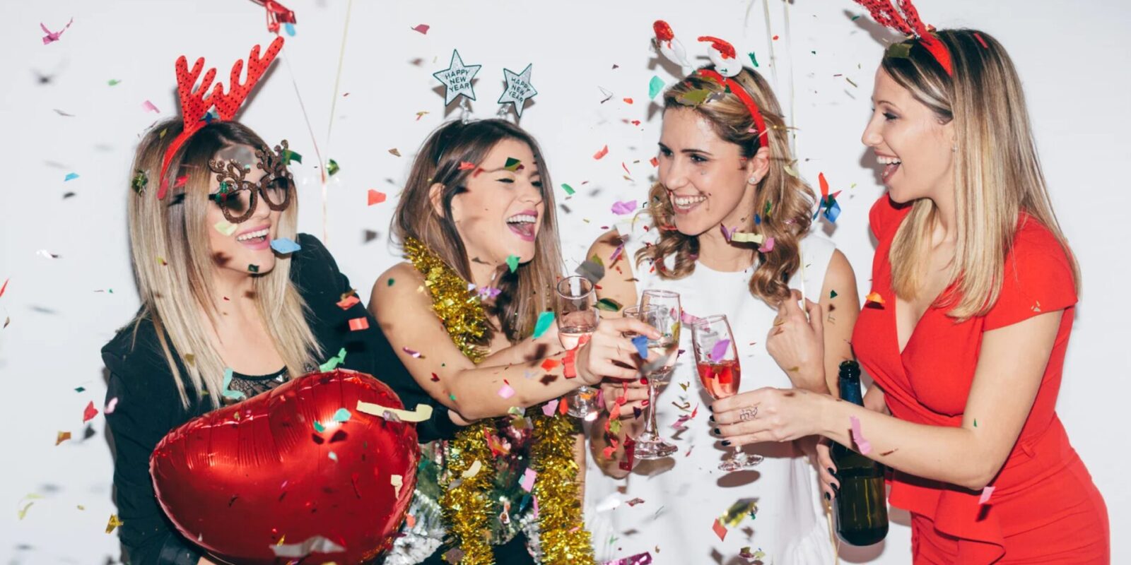 Silvester Outfit Damen Glanzvoll ins Neue Jahr 2025